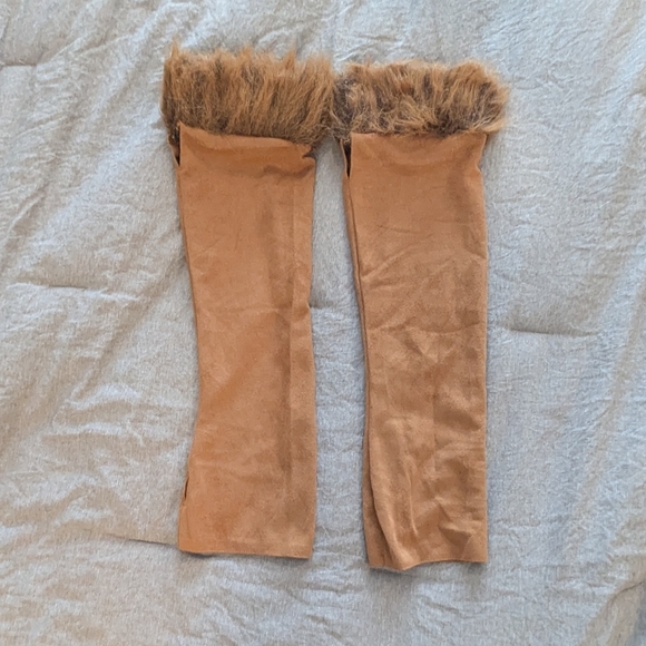 Leg Avenue Brown Cuddly Lion Costume - Picture 4 of 5